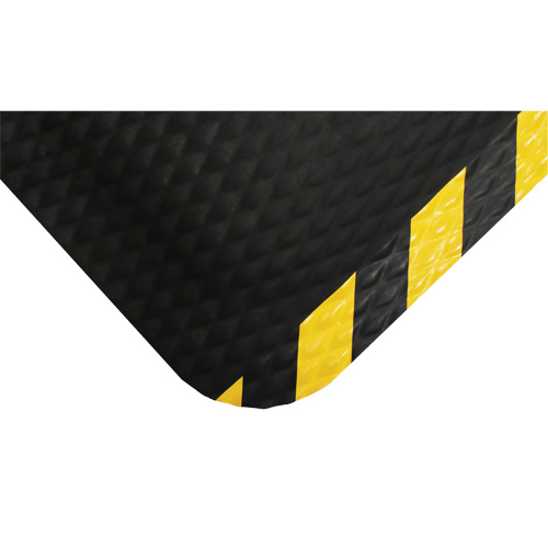 Hog Heaven Mat, Each, 4-4/5', Length, 8', Thickness, 5/8", Colour, Black/Yellow, Material