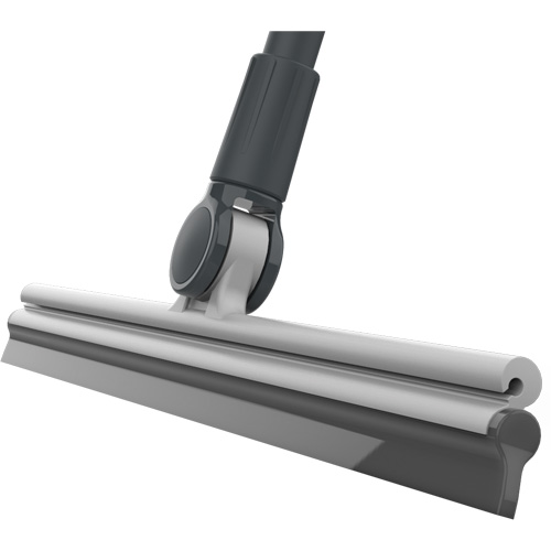 Blade Wet & Dry Spray Mop System Frame, Type, Cleaner, Solution Capacity, 600 ml, No. of Built-In Jets, 3