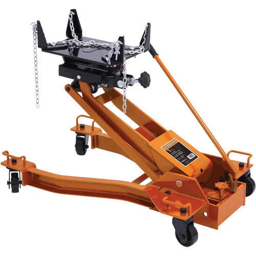 UAV880